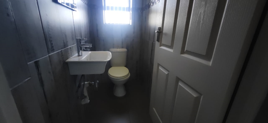 3 Bedroom Property for Sale in Seemeeu Park Western Cape